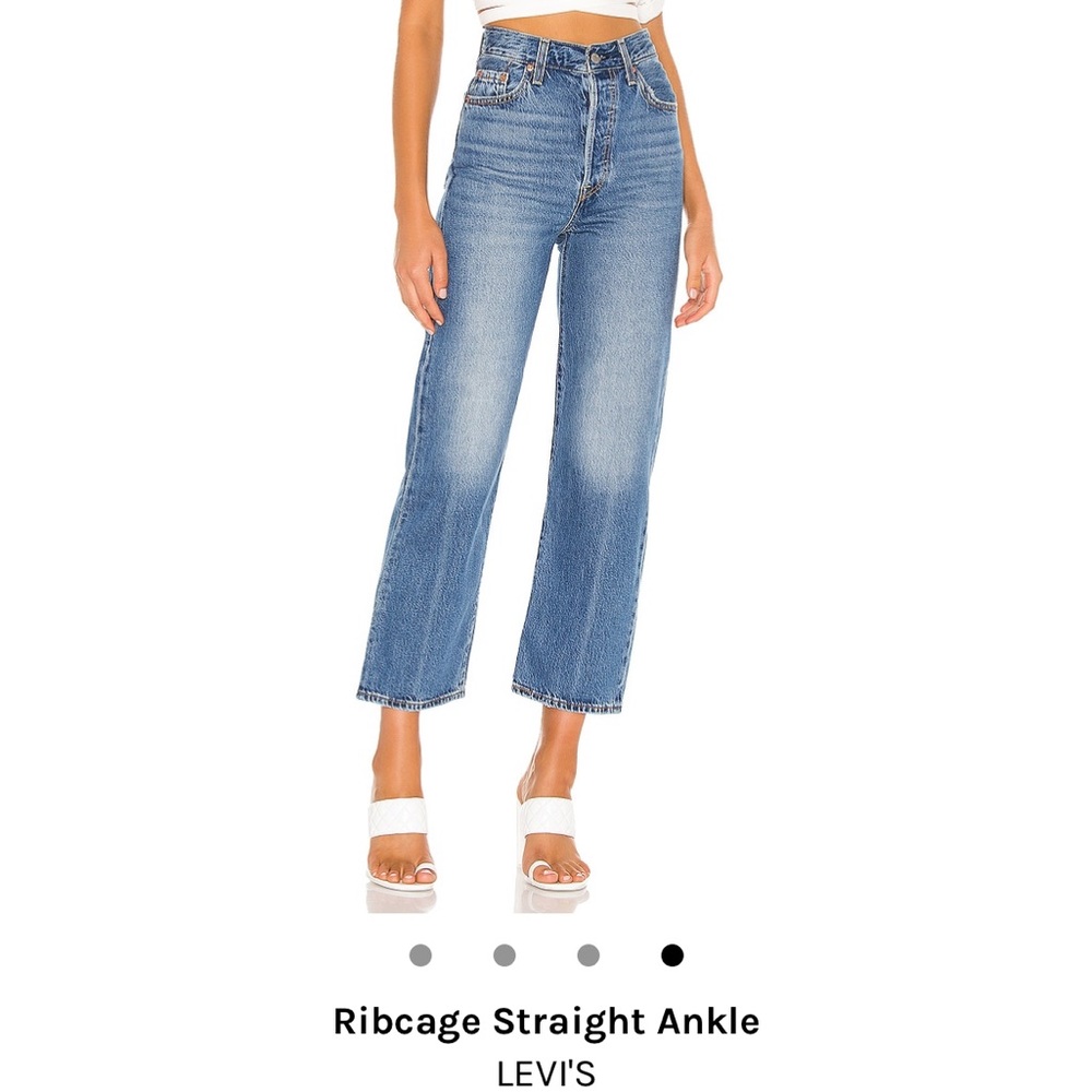 Levi’s Ribcage Straight Ankle Jean